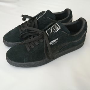 Puma Suede Black 9 NWB